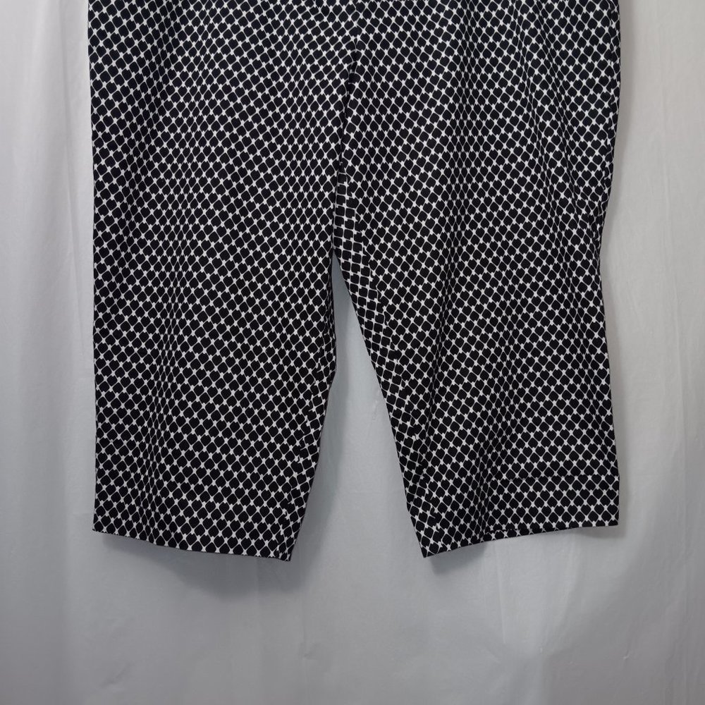 WORTHINGTON WOMAN MODERN FIT COTTON BLEND CAPRI PANTS SIZE 22W - Picture 13 of 15
